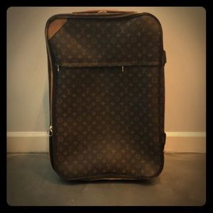 Louis Vuitton rollerboard suitcase